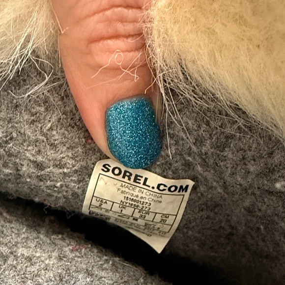 Sorel kids Joan of Arctic Boots - Picture 16 of 17